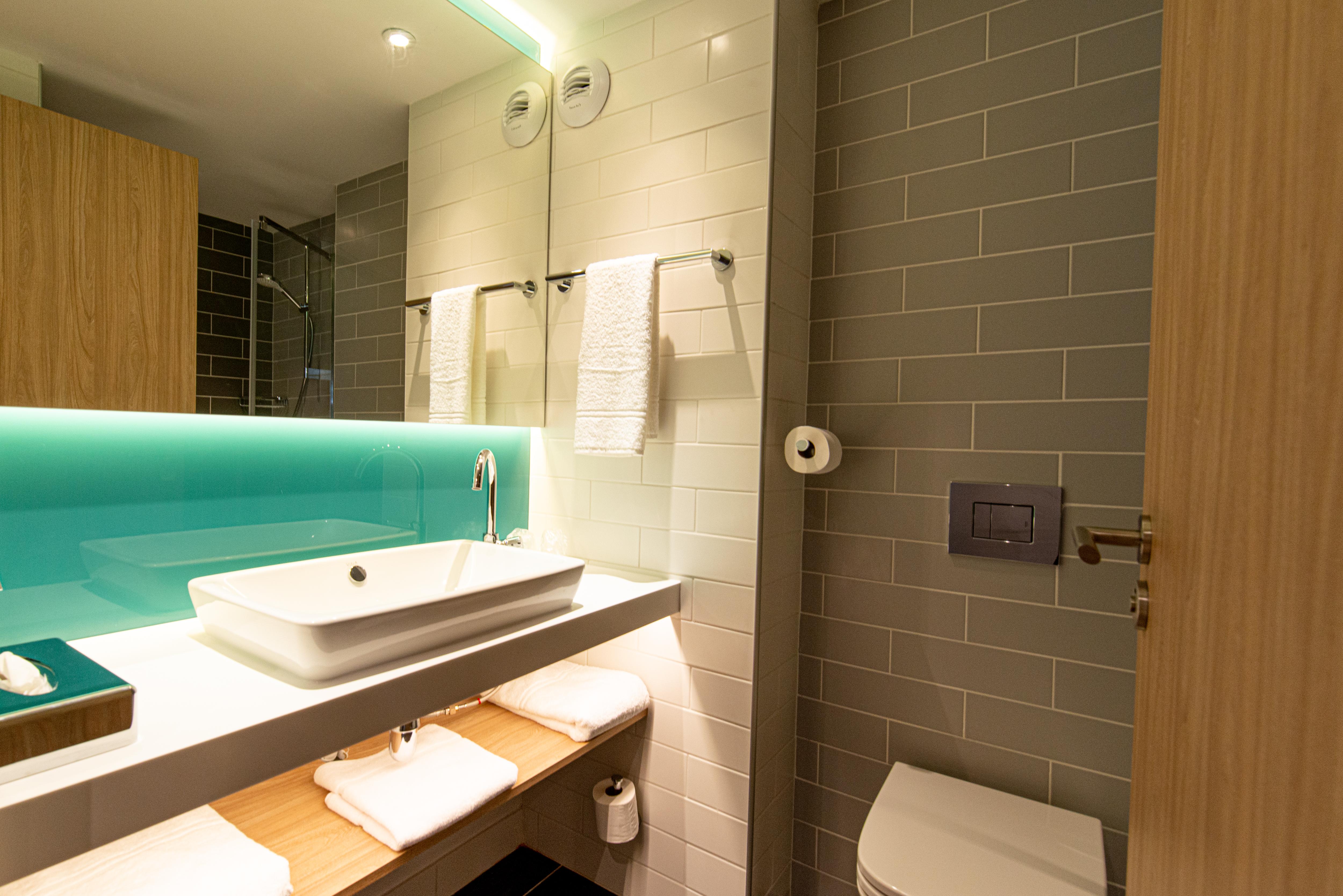 Holiday Inn Express - Bordeaux - Lormont By Ihg Exteriör bild