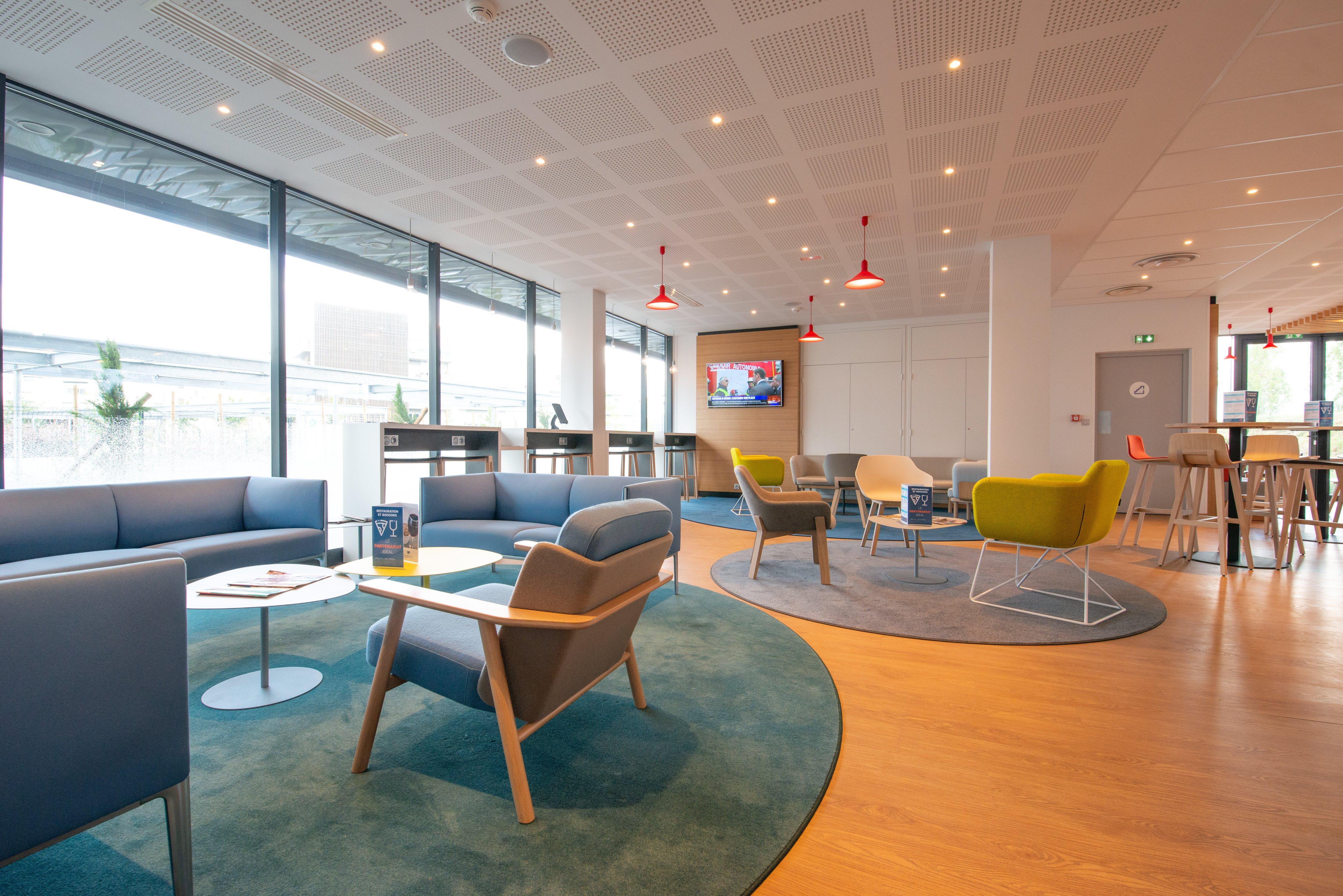 Holiday Inn Express - Bordeaux - Lormont By Ihg Exteriör bild